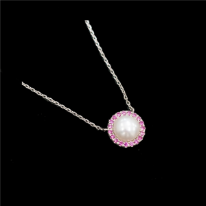 Pearly Buttonaire Pendant