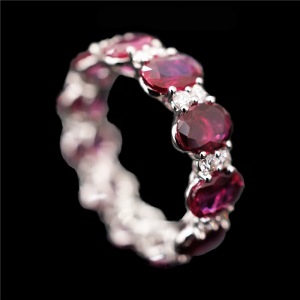Eterno Rubinus Ring
