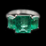 Tribus  Emerald Ring