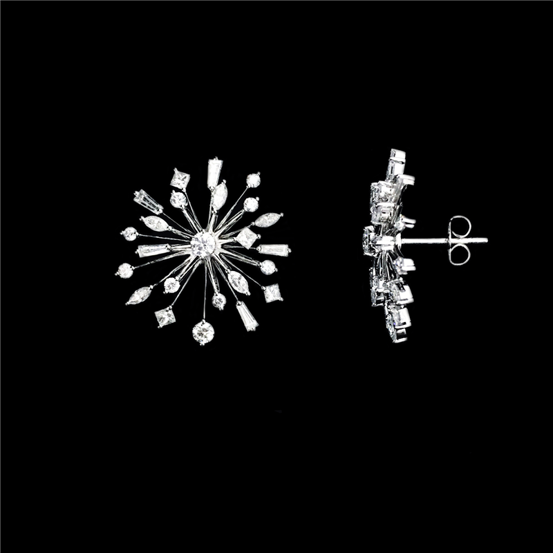 Elegans Starburst Studs