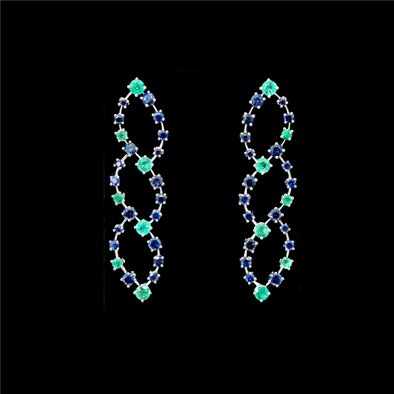Elegans Sapphirus and Smaragdus Earrings